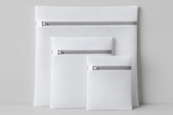 23 Laundry Bags with Zipper Closure for Secure Washing and Drying